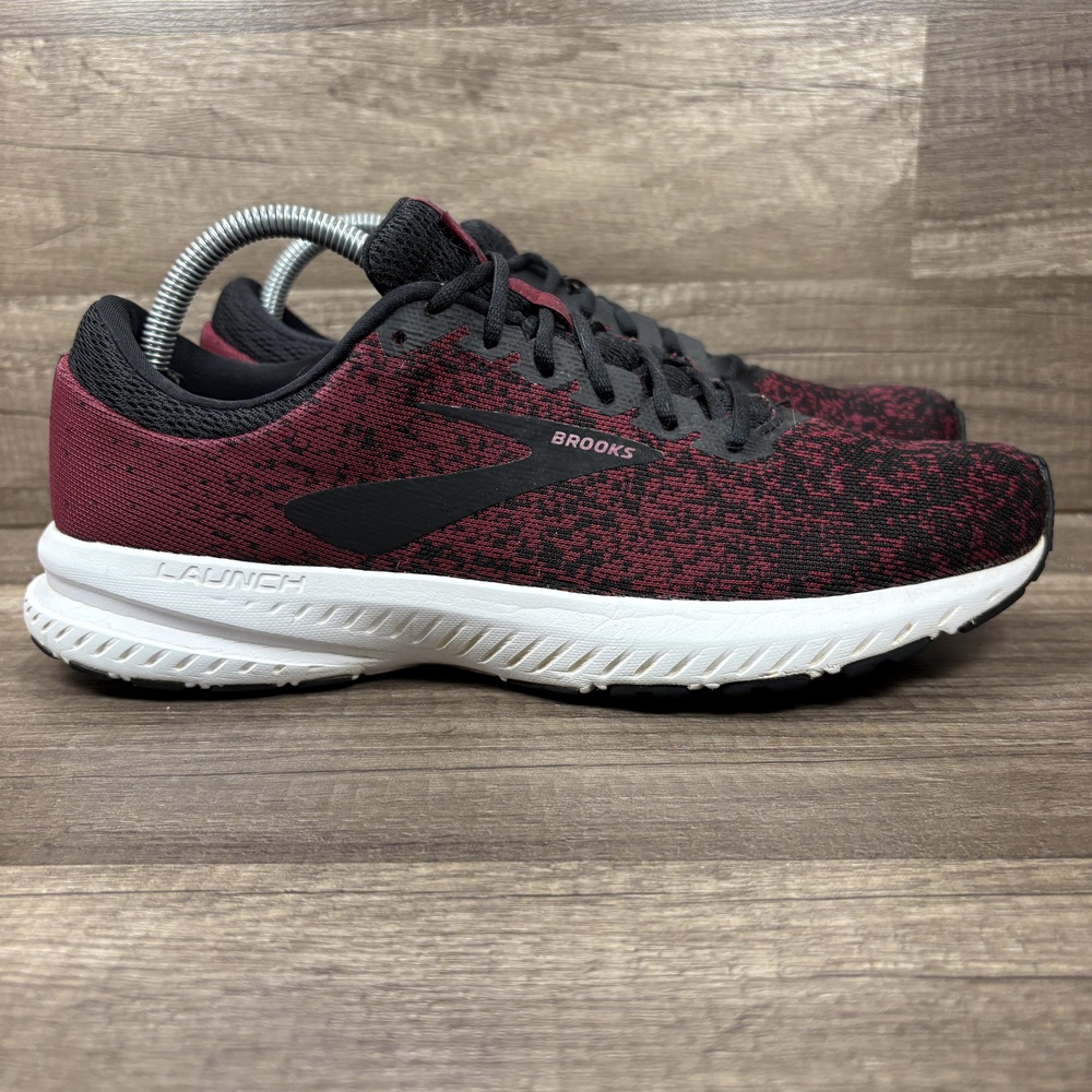 Brooks Launch 6 Red Black Mens US Size 9.5 EUR 43 1102971D617 Running Shoes